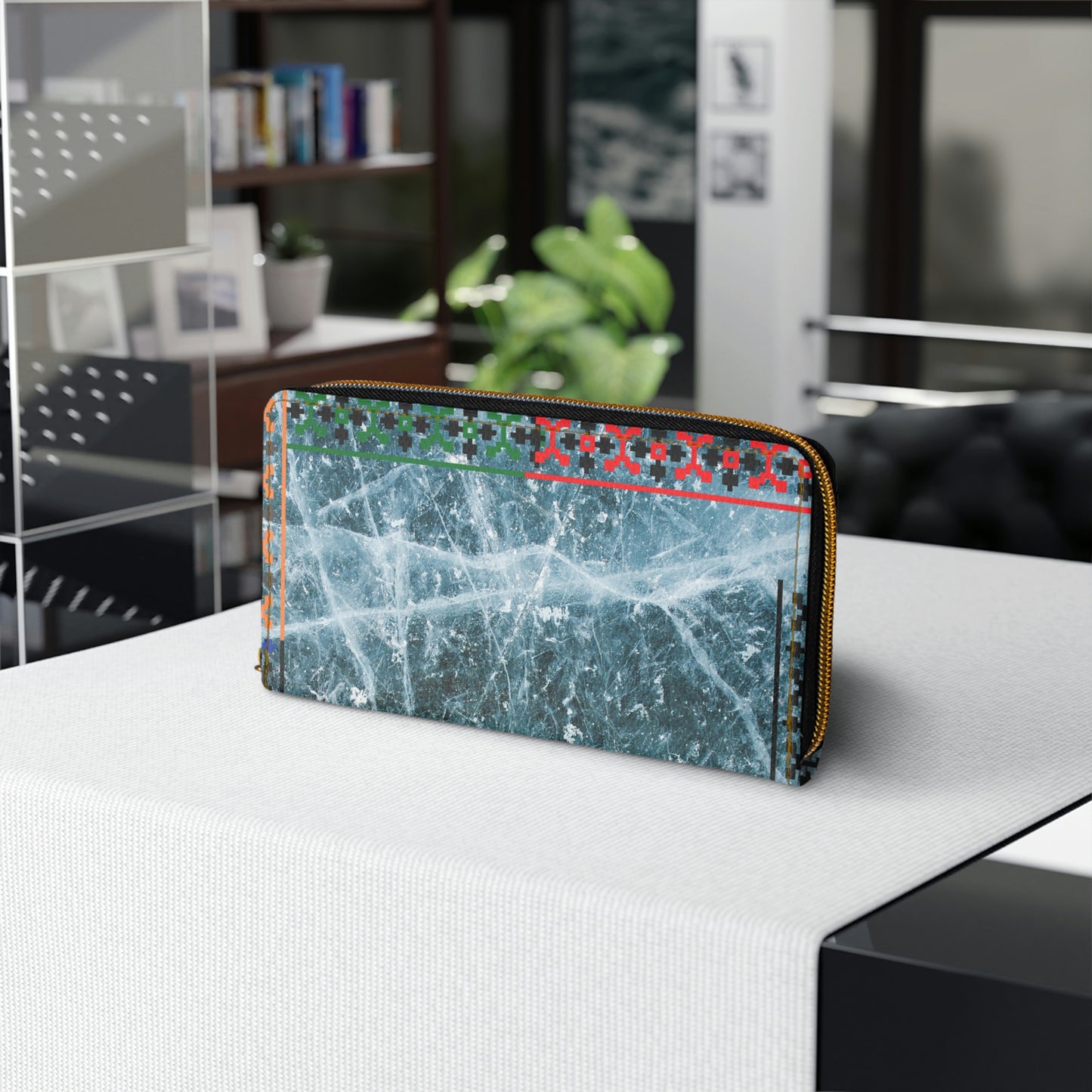 #EntertainThis Super Cute Zipper Wallet